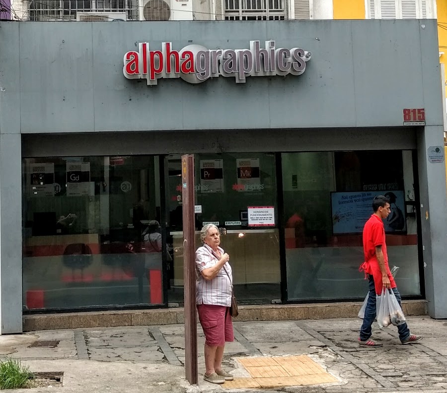 Fachada de Alphagraphics