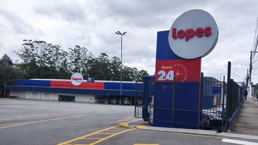 Fachada de Lopes