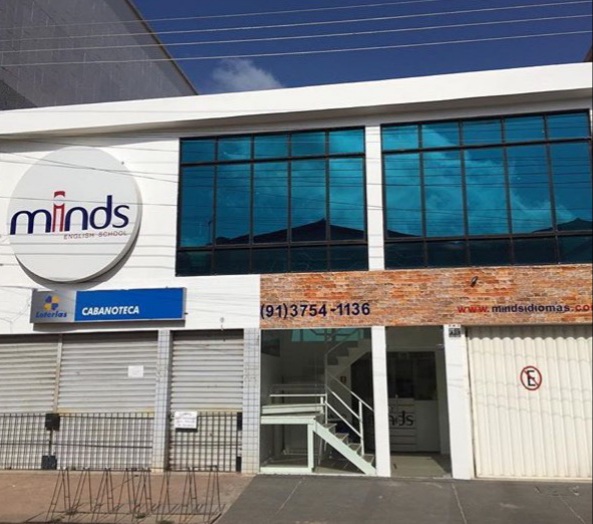 Fachada de Minds English School